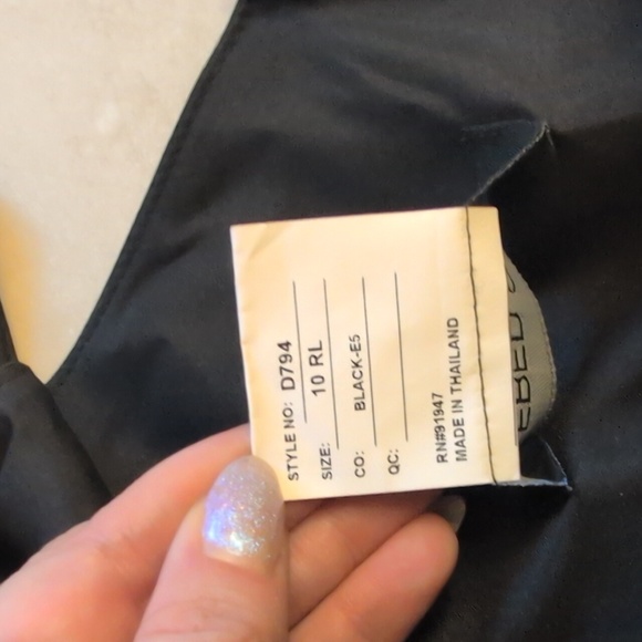 NWT Alfred Sung Bow One-Shoulder Satin Trumpet Gown Black Size 10 - Picture 7 of 14